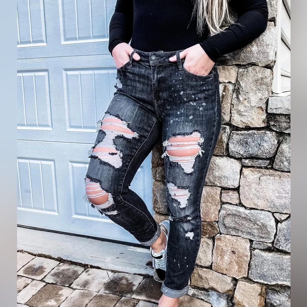 Judy Blue Boyfriend Gray Wash Bleached Out Grease Lightening Jeans NWT 22W